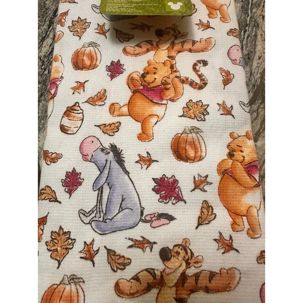 Disney Winnie the Pooh & Friends Kitchen Towels Set